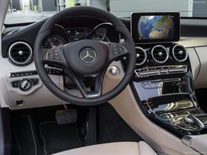 بررسی سدان مرسدس بنز C-Class مدل 2015